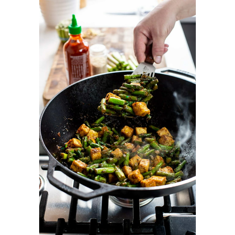 Lodge Cast Iron Mini Wok Review  Making No-Slime Stir Fried Okra 