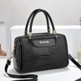 thumbnail image 2 of Bolso bandolera de piel de gran capacidad para mujer, bolsos de hombro de gran capacidad, bolsos de almohada vintage para mujer, 2 of 4