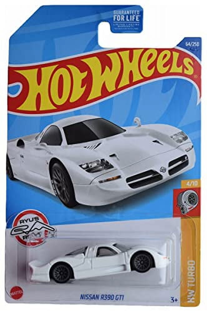 Hot Wheels Collector Car - Nissan GT-R GT3 Premium 1:64 Scale Diecast Model Car - View #12
