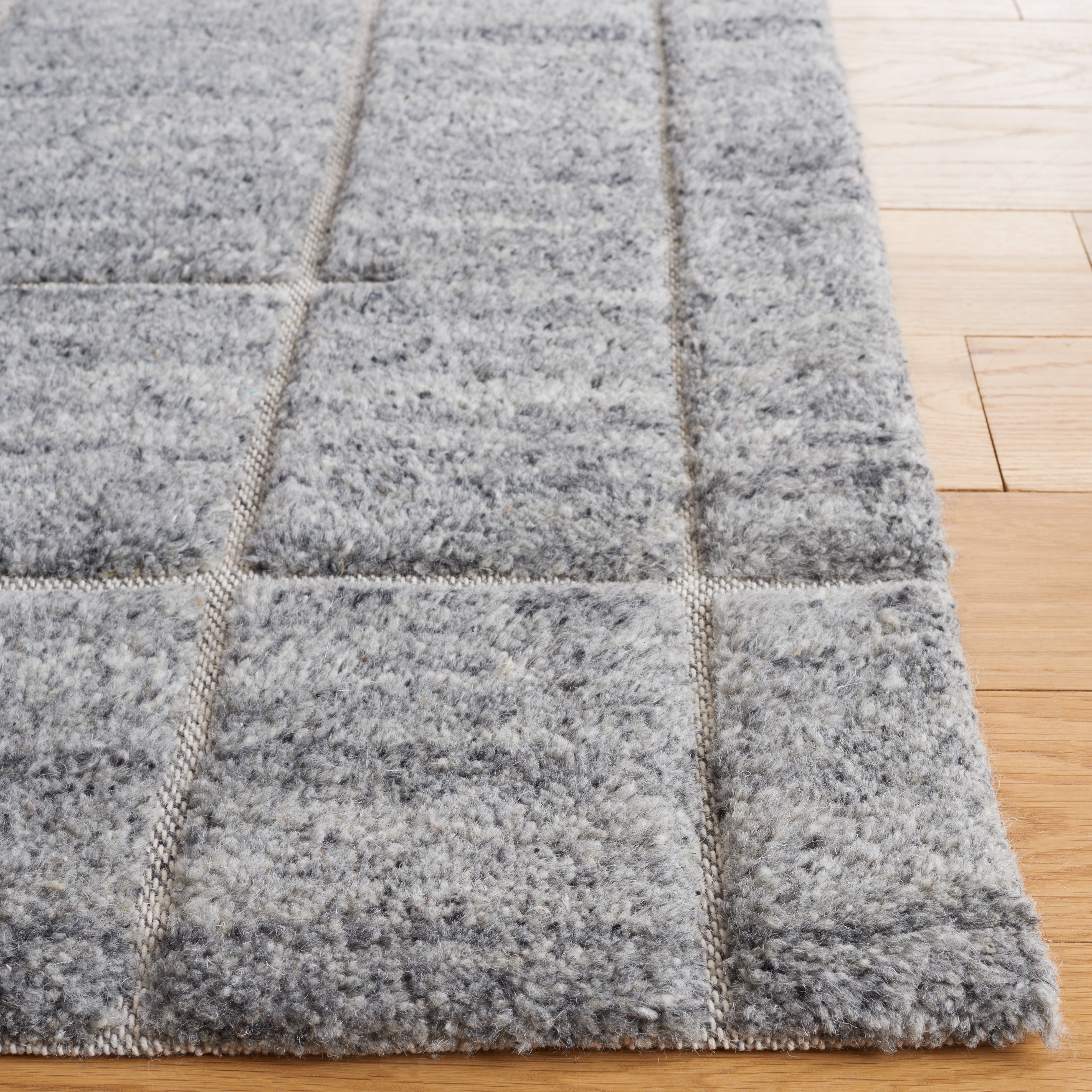 Safavieh Kenya Dudley Distressed Area Rug, Dark Gray, 3' x 5'