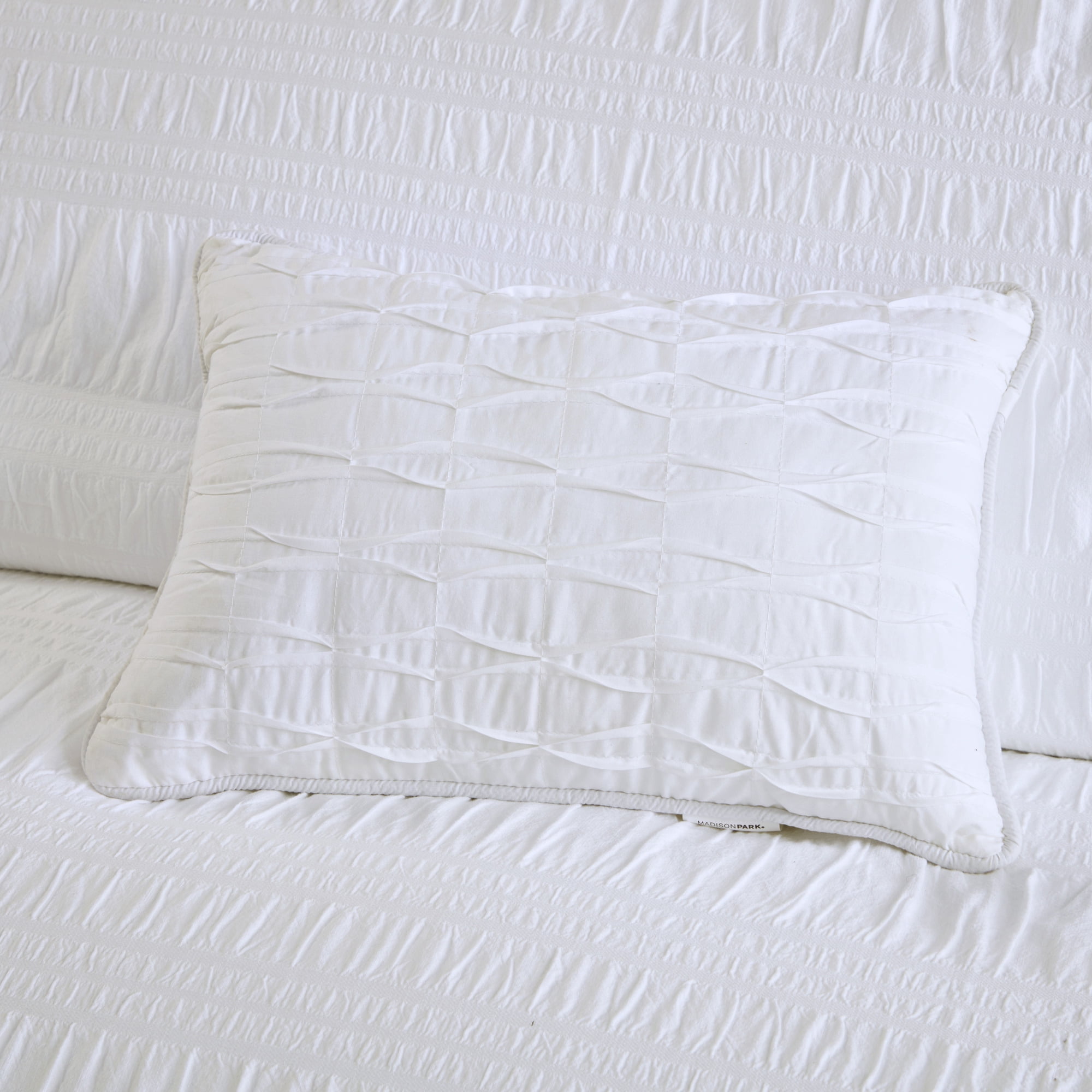 Madison Park Nicolette California King 4 Piece Cotton Seersucker Duvet Cover Set - White