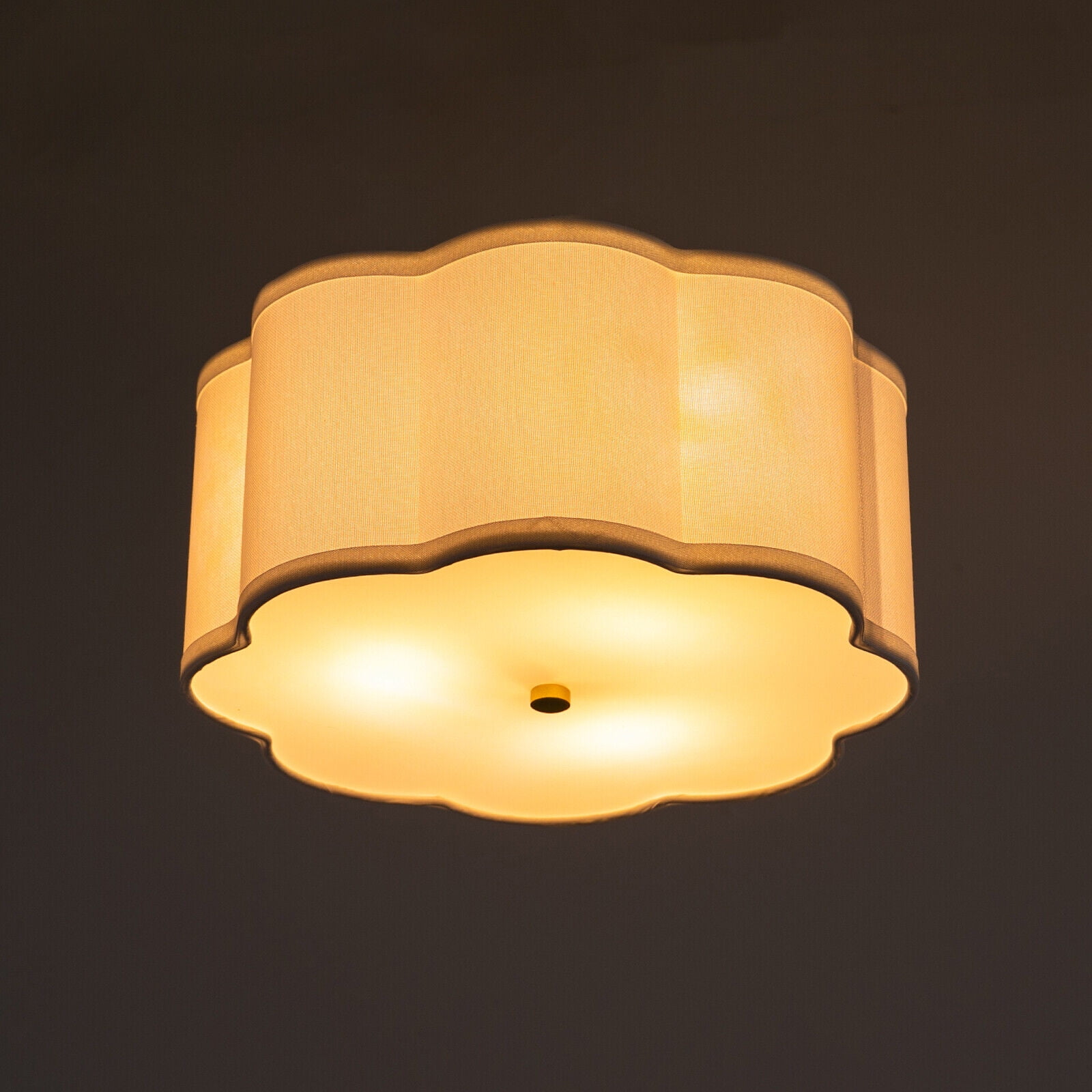 110V 8 Petals Indoor Creamy White Flush Mount Ceiling Light Ceiling Light Fixture for Living Rooms Bedrooms Kitchens