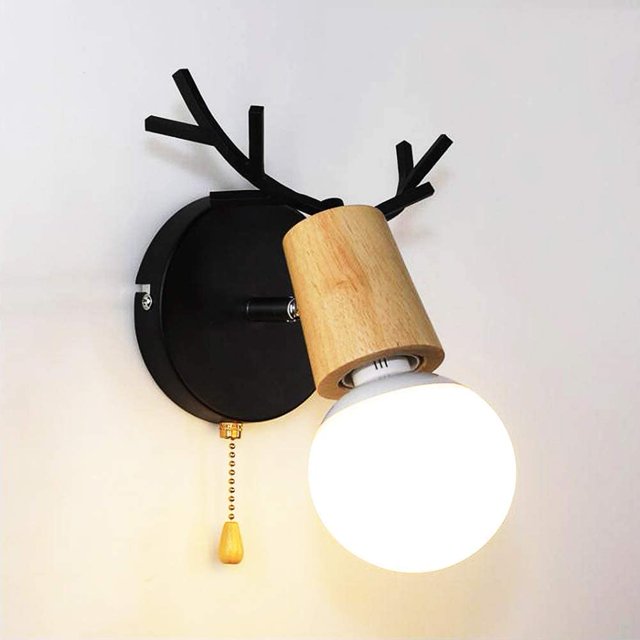 Aplique de pared de madera con asta de ciervo negra de estilo escandinavo con encanto nórdico para la decoración de tu hogar con interruptor de tiro