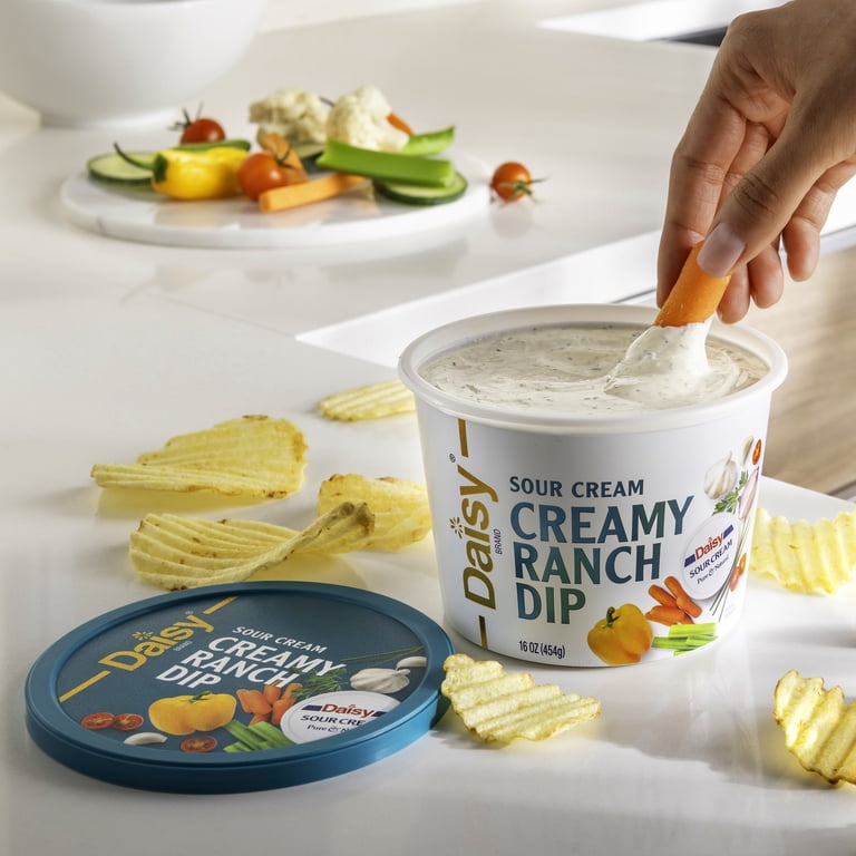 Daisy Sour Cream Creamy Ranch Dip 16 oz Tub, Made with Cultured
