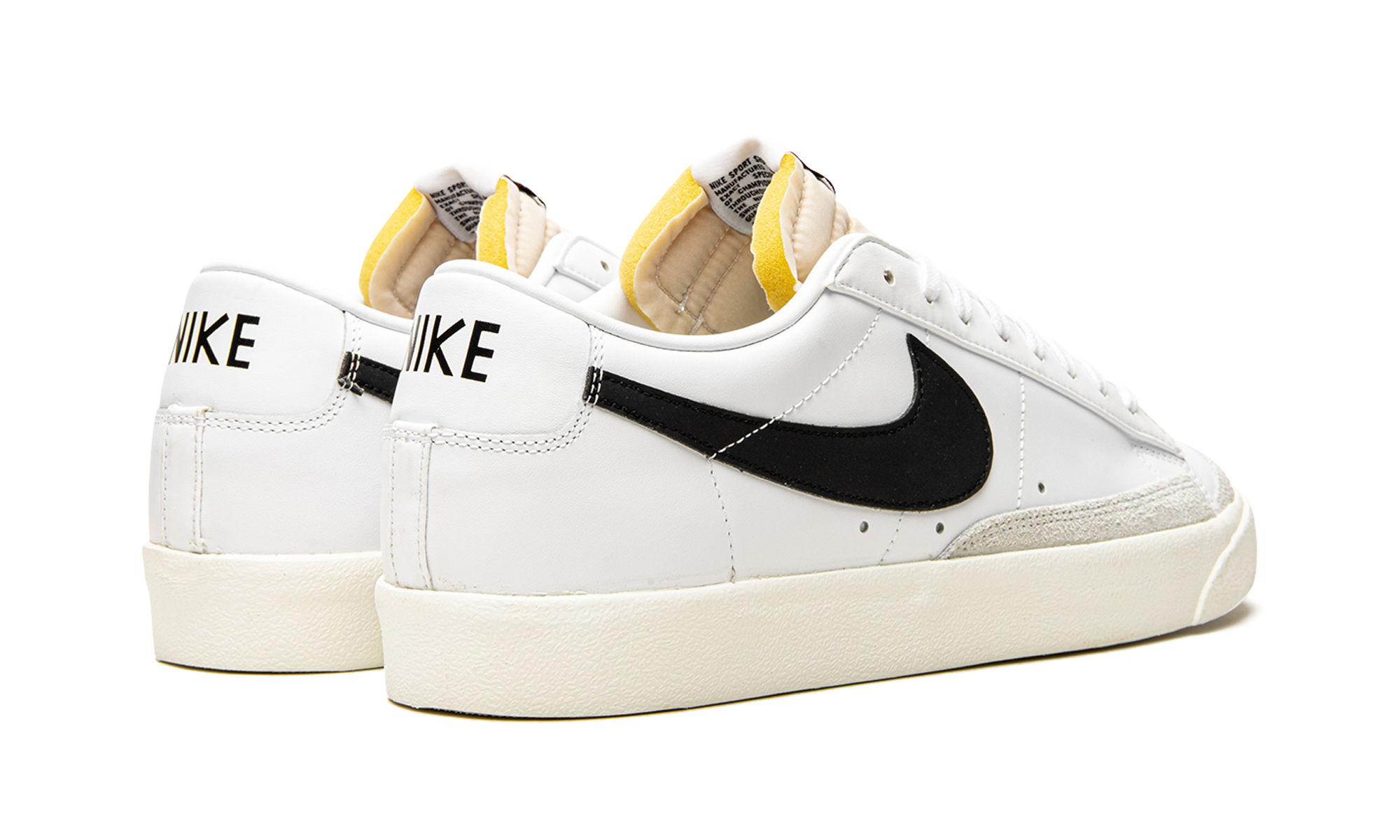 NIKE MENS Blazer Low '77 Vintage "White / Black" DA6364 101 from Stadium Goods