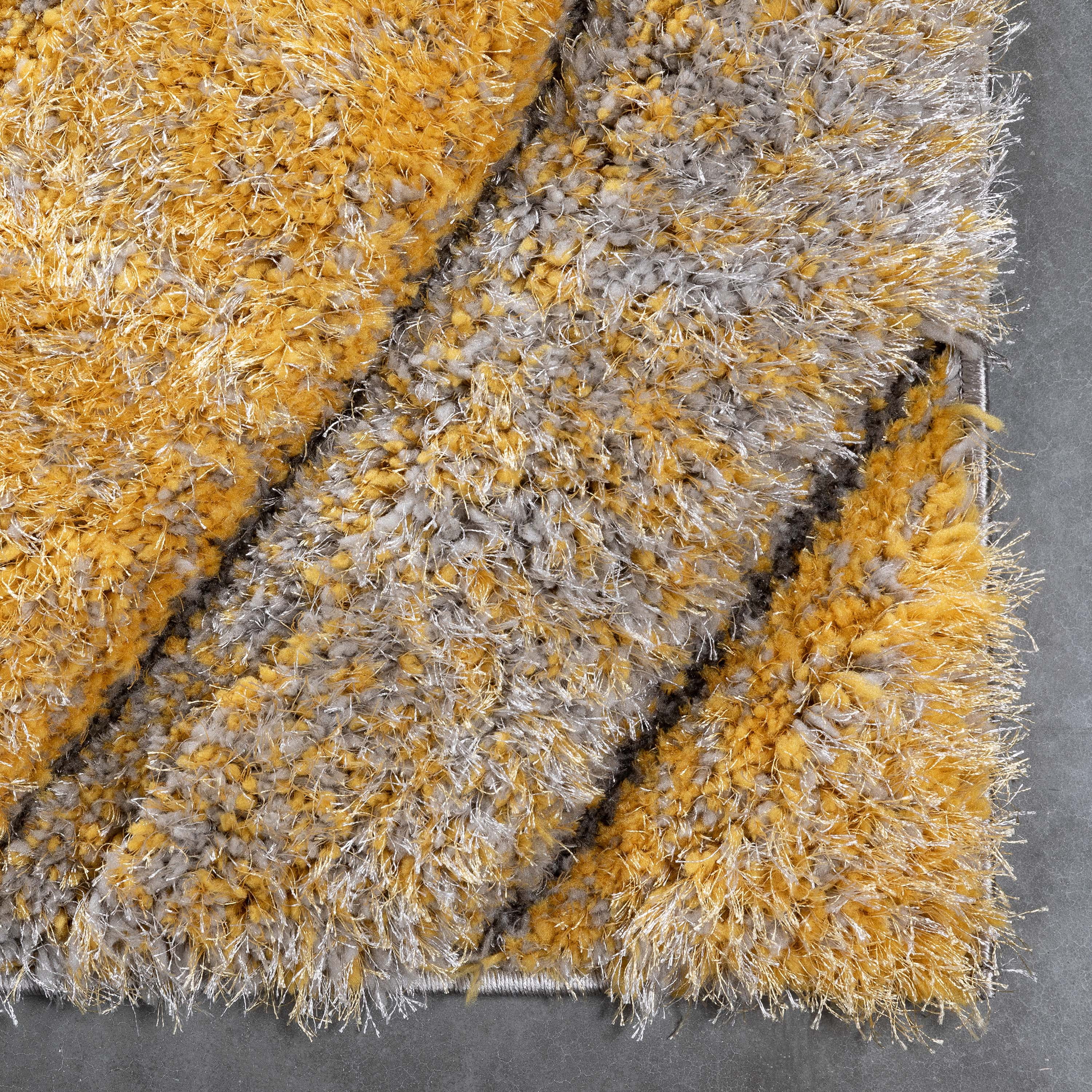 Well Woven San Francisco Malibu Yellow Modern Trellis Ogee 5'3" x 7'3" Shag 3D Textured Area Rug