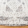 thumbnail image 3 of SAFAVIEH Chapel Maiara Diamond Area Rug, Black/Ivory, 6'7" x 6'7" Round, 3 of 8