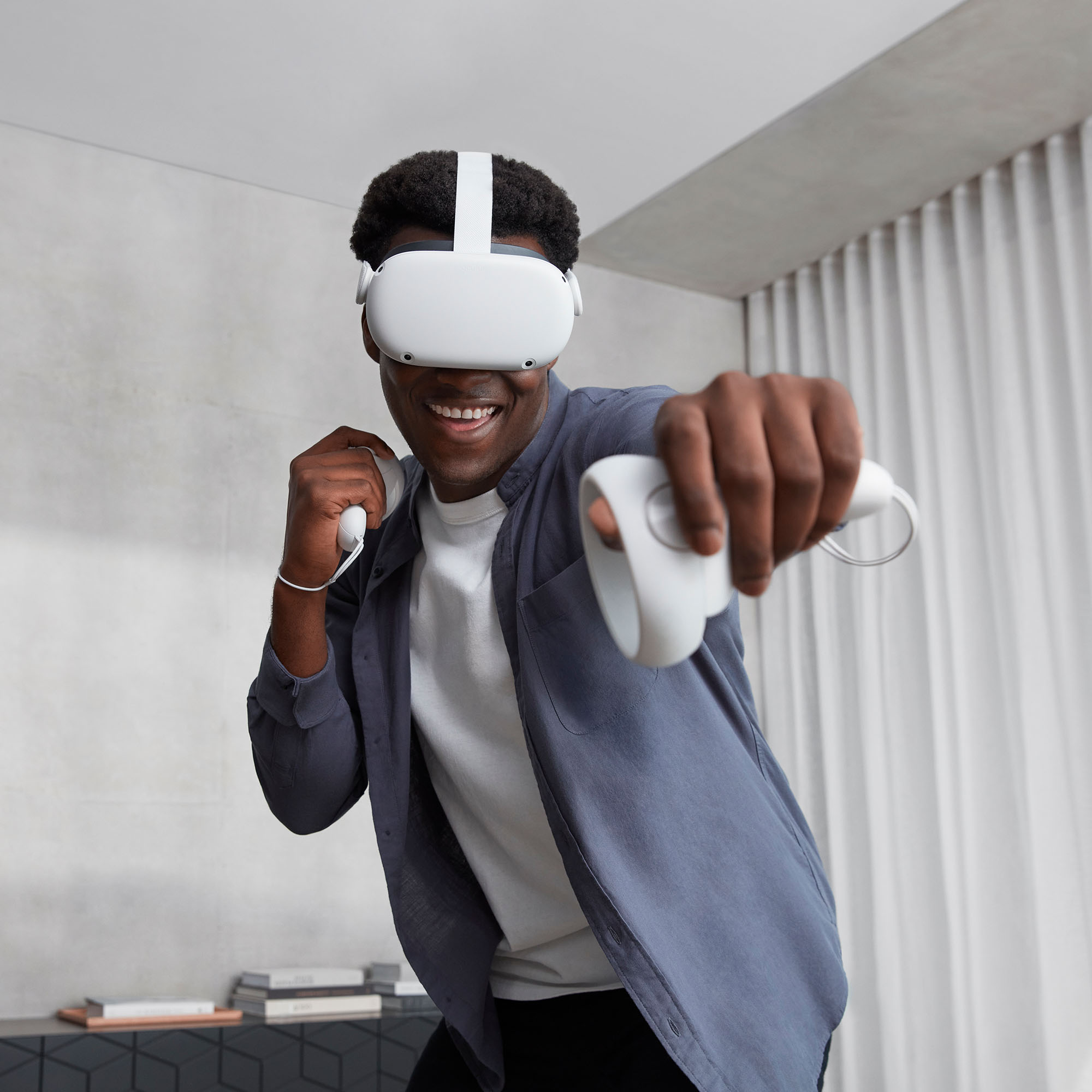 Oculus Quest 2 — Advanced All-In-One Virtual Reality Headset — 64 GB - image 5 of 10