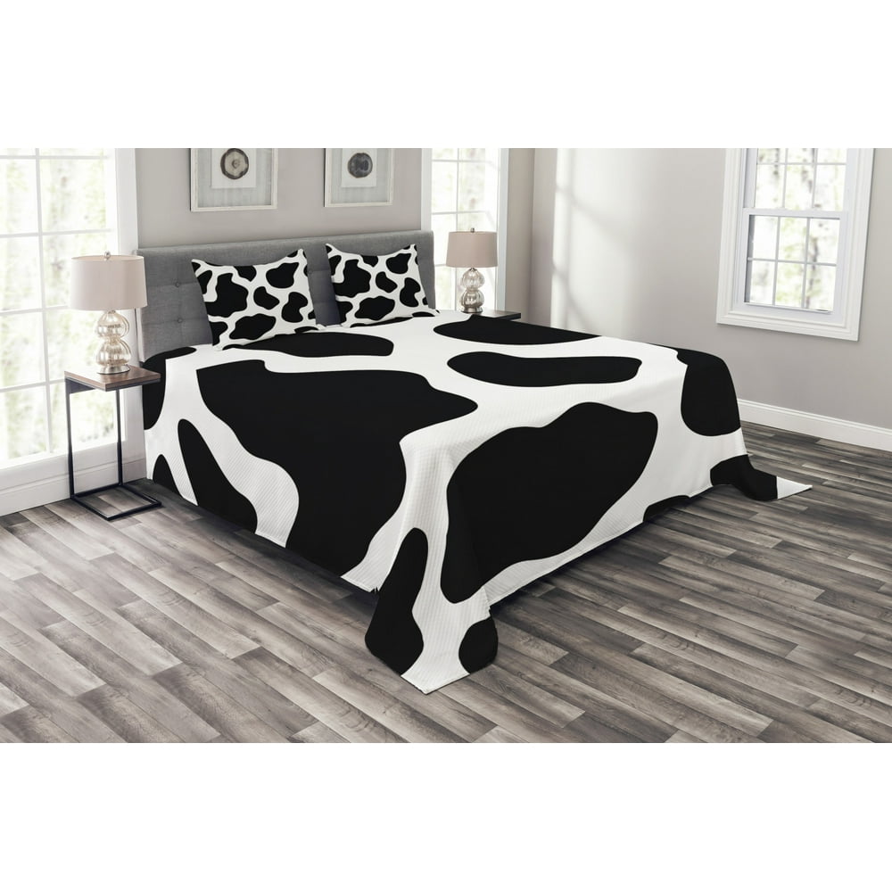 Cow Print Bedspread Set, Hide of a Cow with Black Spots Abstract and