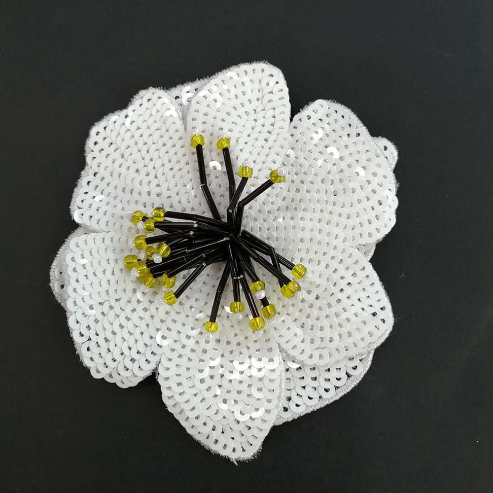 DIY Large Sequins Flower Patches for Clothes Embroidery Sequins Flowers  Patches Sew On Patch Clothing Accessories Applique WHITE 