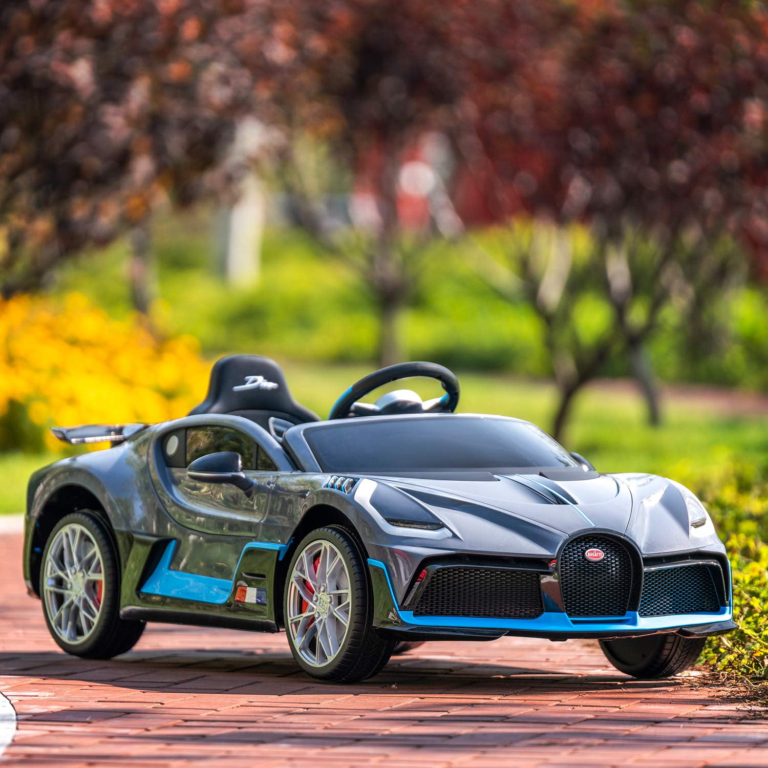 Uenjoy 12V Licensed Bugatti Divo Kids Ride On Car Electric Cars Motorized Vehicles for Kids
