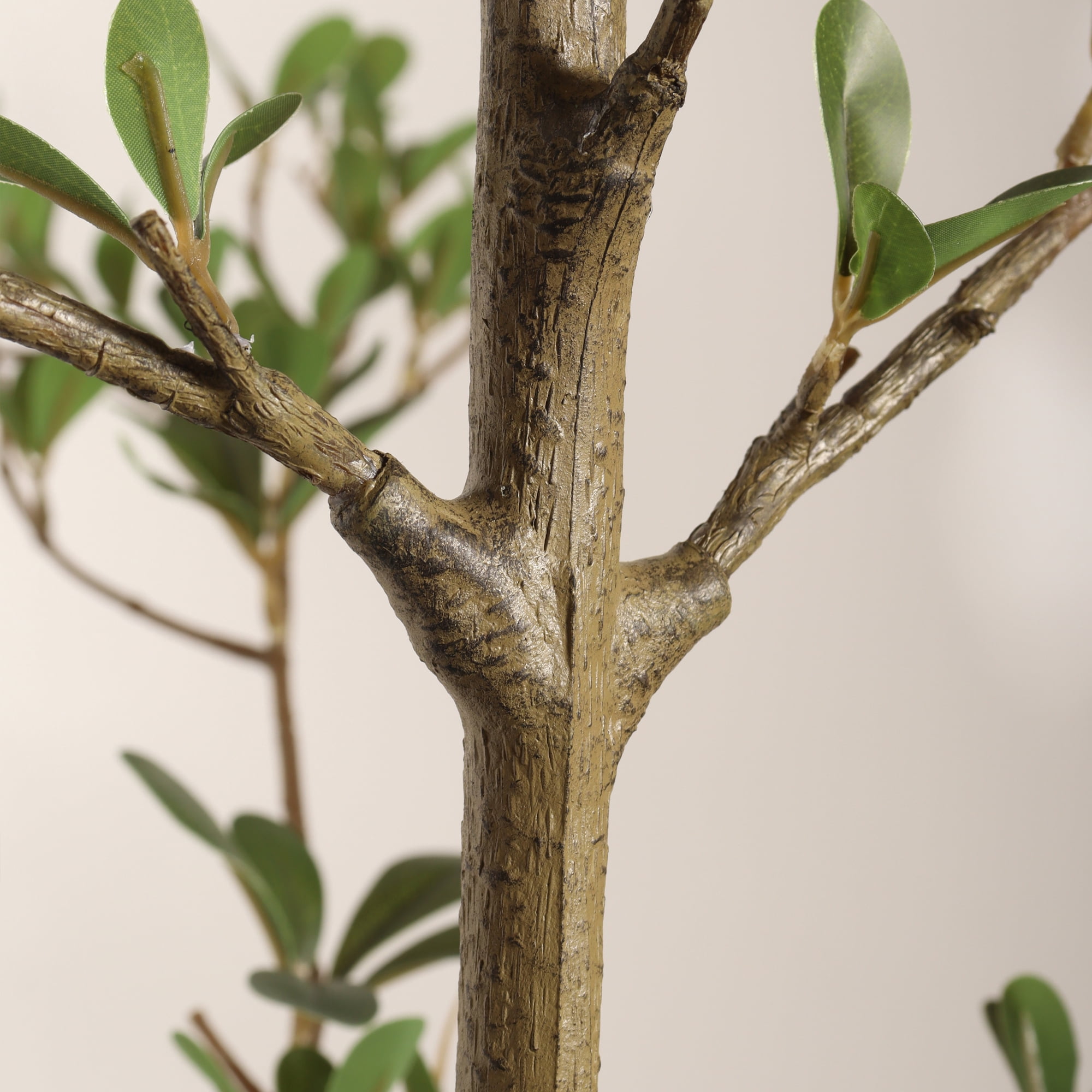 7FT Artificial Olive Tree,Realistic Indoor Outdoor Plants for Home Decor Housewarming Gift,1PCS