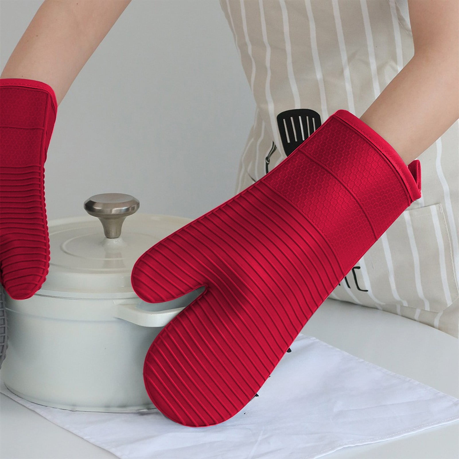Oven Mitts Heat Resistant to 500°F Waterproof and Non-Slip, Stain and Odor Resistant, Easy to Clean, Soft Lining, Hanging Loop for Storage