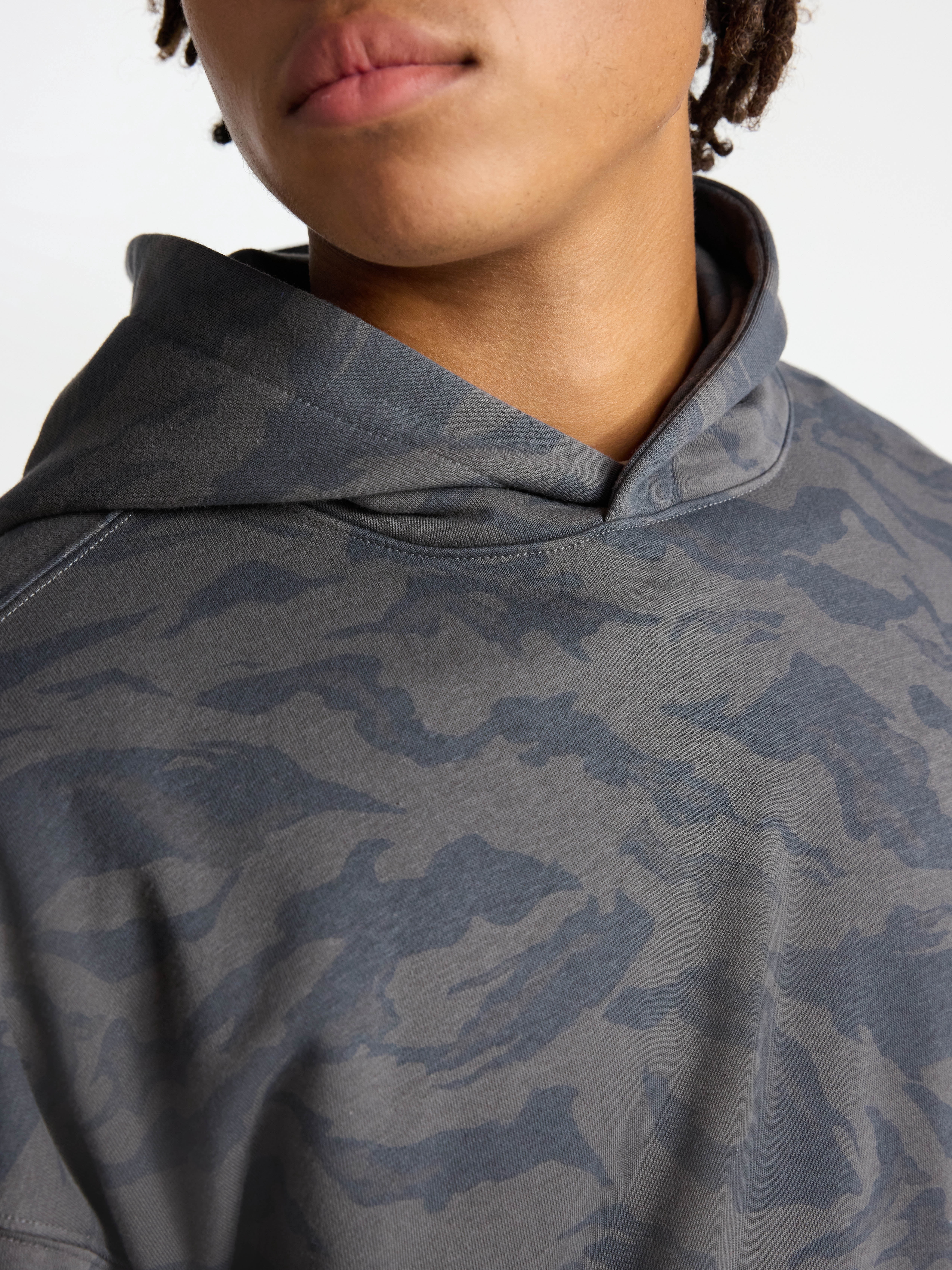 No Boundaries Oversized Hoodie with Long Sleeves, Men's & Big Men's