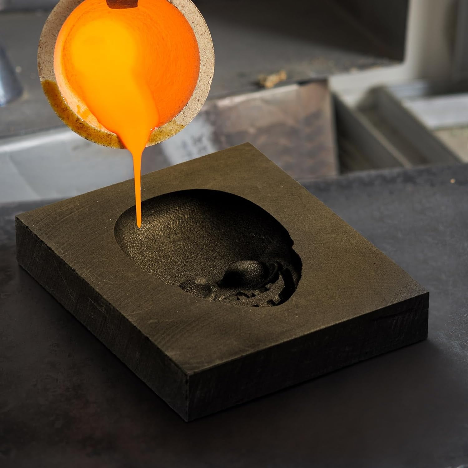 4 Pcs Graphite Casting Ingot Molds Heart Star Skull 3D Cross Refining Scrap Melting Casting Mold for Smelting Gold Silver Metal Aluminum Copper Brass Zinc