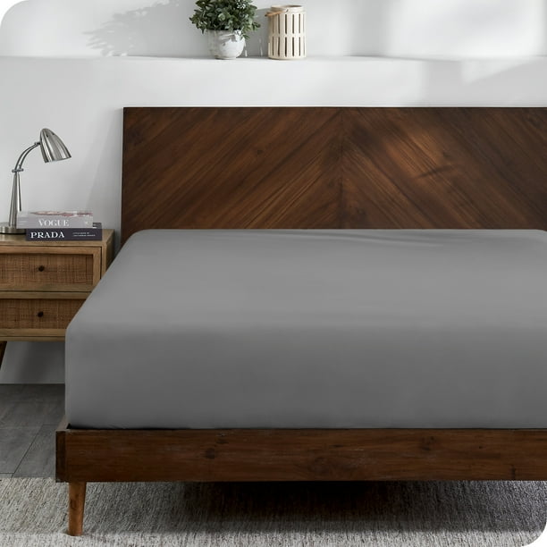 Bare Home Sábana Ajustable 100 % Algodón Orgánico, Tejido de Jersey, 150 G/M², Tamaño Queen, Gris