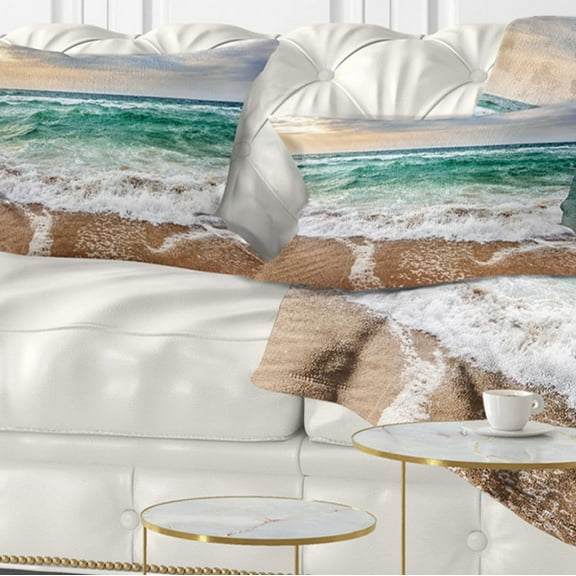 Designart Crystal Clear Blue Foaming Waves - Seascape Throw Pillow - 12x20