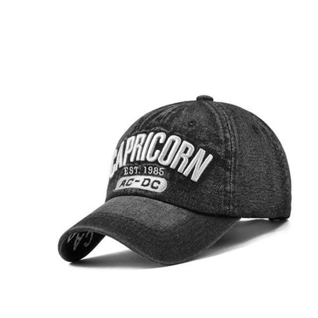 New CAPRICORN 3D Letter Embroidery Baseball Cap Outdoor Sports Golf Caps Trucker hat Men's and Women's Universal hats Gao Jinjia LED