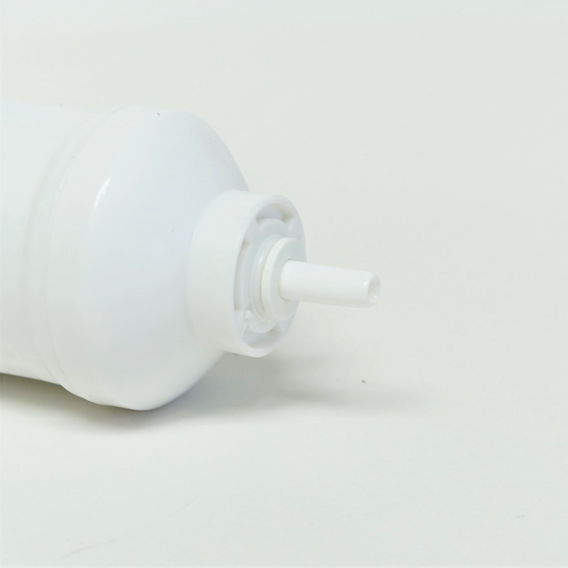 Whirlpool Refrigerator Universal Ice/Water Filter 4378411RB