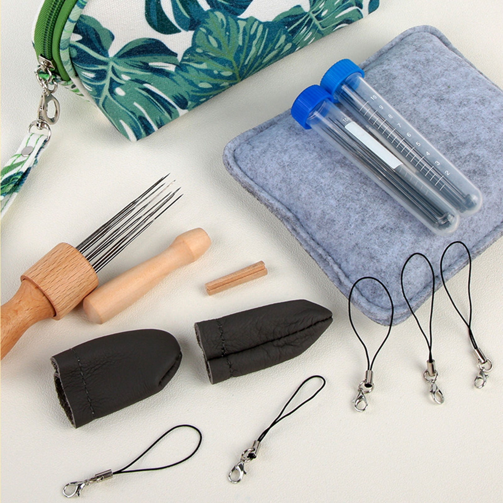 Needle Felting Starter with Storage Bag, Wool Roving 18 Colors Set, Wool Felting Kits with Wool Felt Tools for Beginner