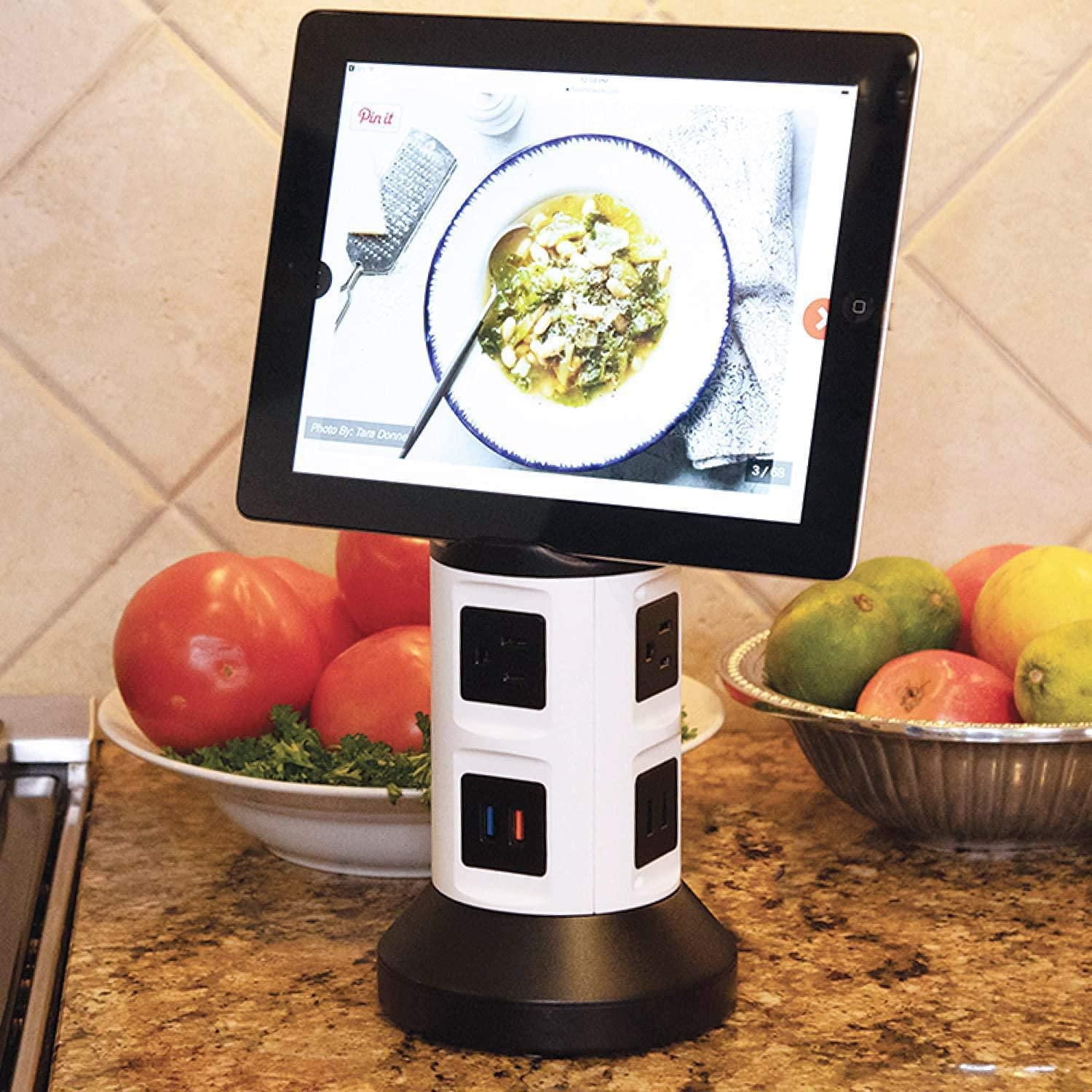 Bell + Howell Spin Power Station de Charge avec Parafoudre – 4 Prises, 6 Ports USB, Cordon Rétractable de 7 Pieds, Support Téléphone Intégré