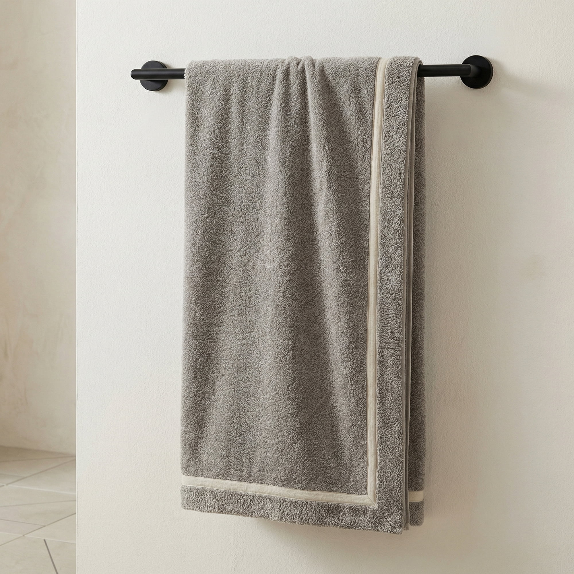 Unique Bargains Ultra Soft Absorbent Coral Fleece Bath Towel 2 Pack Grey/Dark Grey 63"x31"