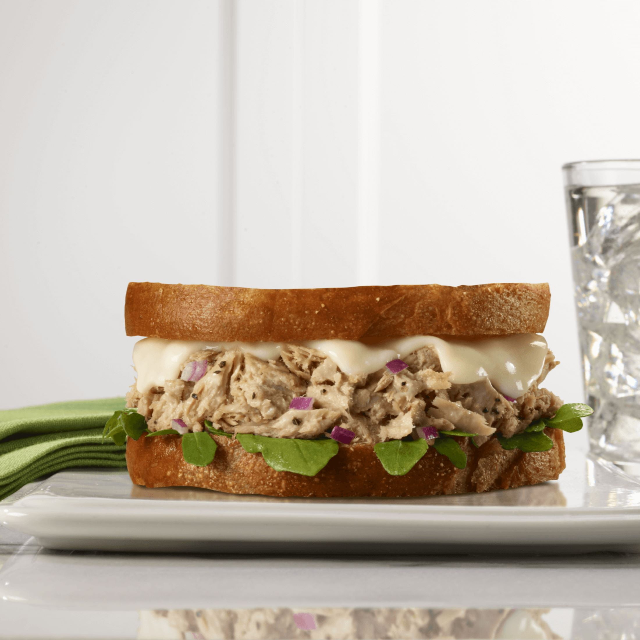 Bumble Bee Lemon & Pepper Seasoned Tuna, Wild Caught, Ready to Eat, Gluten Free, 17g of Protein per Serving, Shelf Stable Pouch, 2.5 oz