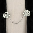 thumbnail image 2 of Clip de Chandail Fermeture Foulard Clip Col Pointes Broche en Strass, 2 of 7