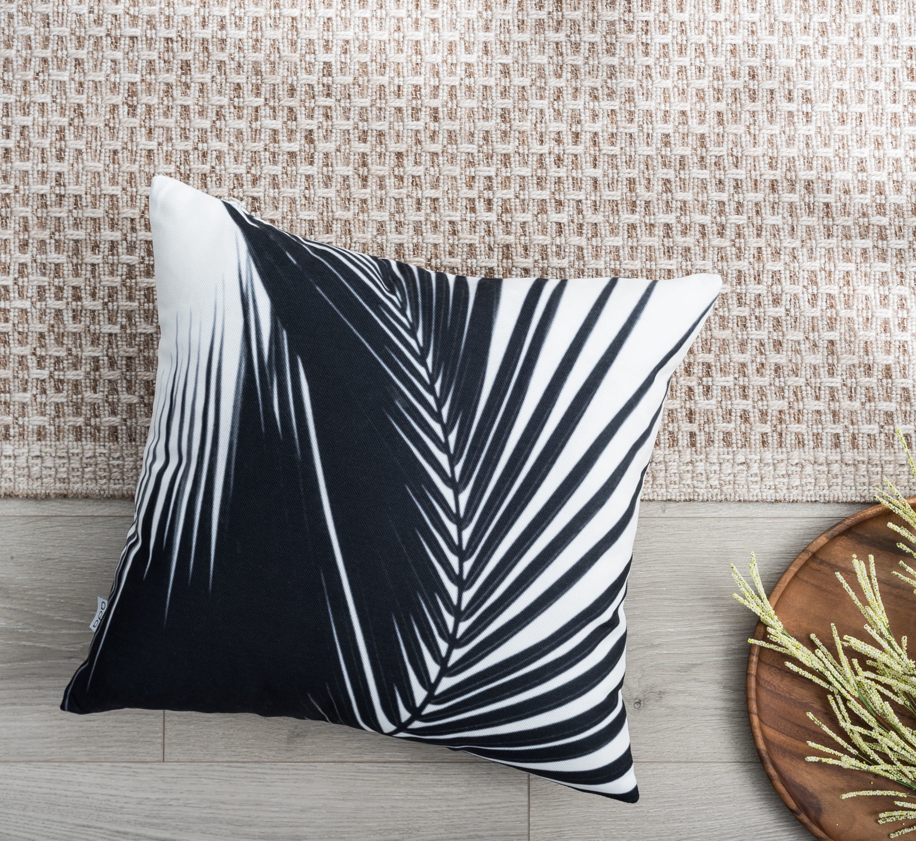 Ada Home Decor Leaves Contemporary Pillow