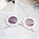 thumbnail image 4 of Gafas de sol de verano para niños con diseño de flores para niños y niñas, accesorios de fiesta. blanco, 4 of 8