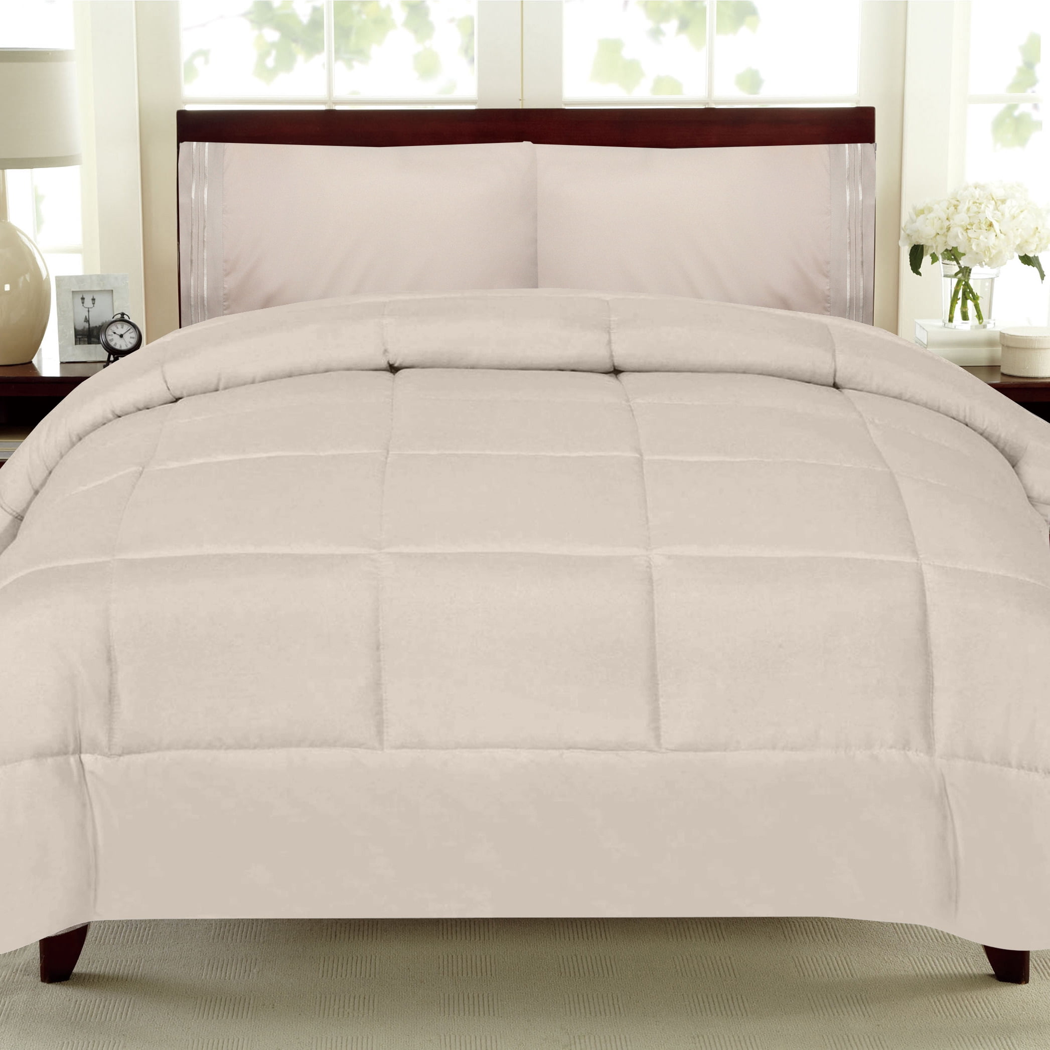 Luxury 5 Piece Bed in a Bag Down Alternative Comforter and Sheet Set - Cream - Queen