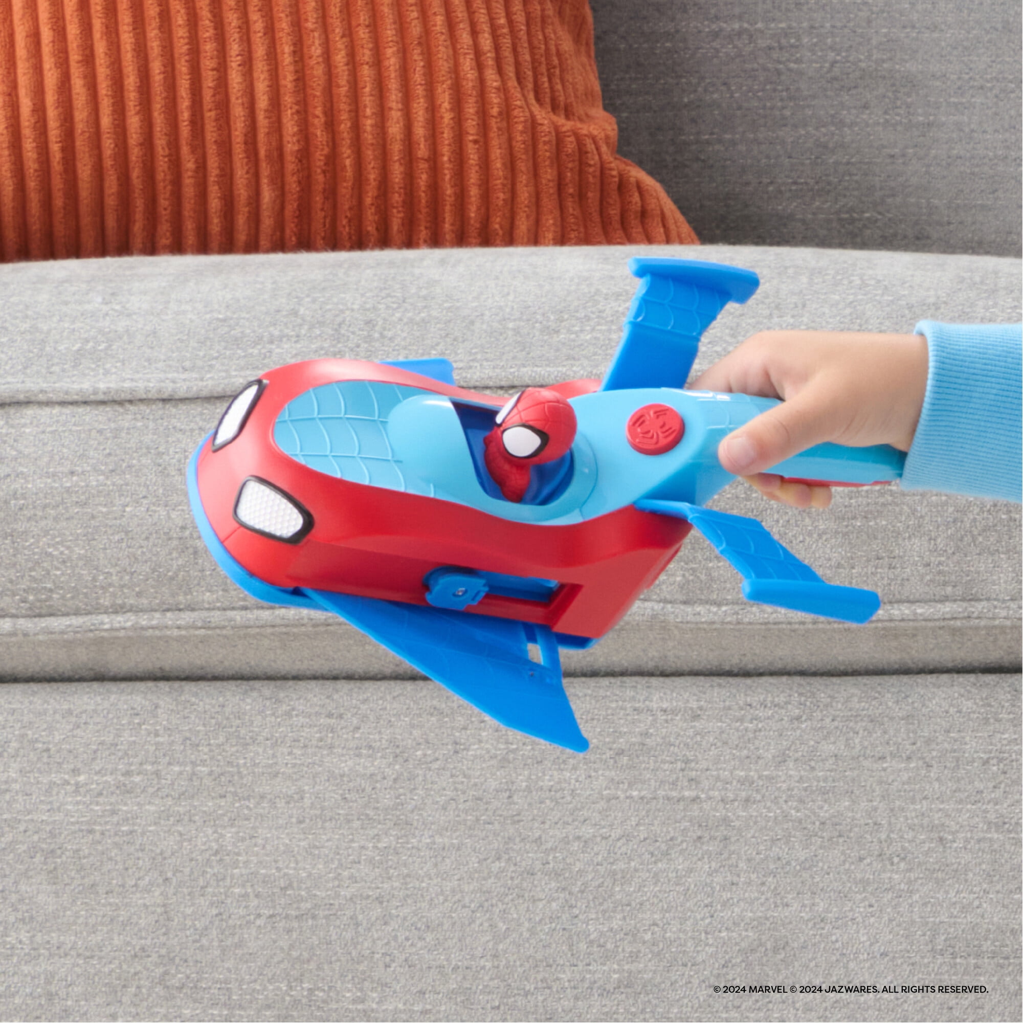 Marvels Spidey and His Amazing Friends 8.5 inch Team Split ThreeinOne Racer Play Vehicle with Web D(图2) Marvels Spidey and His Amazing Friends 8.5 inch Team Split ThreeinOne Racer Play Vehicle with Web D(图2)