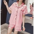 thumbnail image 1 of Conjunto de pijamas personalizados para dama de honor, ropa de dormir de seda satinada, con iniciales de nombre, manga corta, para despedida de soltera, 1 of 4