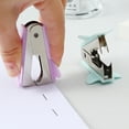 thumbnail image 2 of CSChome Outil de Retrait d'Agrafes pour Maison École Bureau Extracteur d'Agrafes Compact Design Mâchoire, 2 of 5