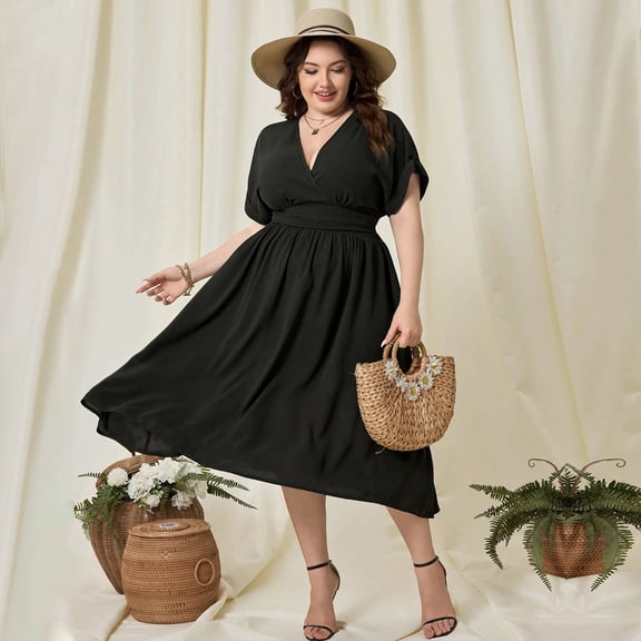 Plus Size Women's V-Neck Slim Fit Short Sleeve Dress Vacation Style High Waist A-Line Beach Dress