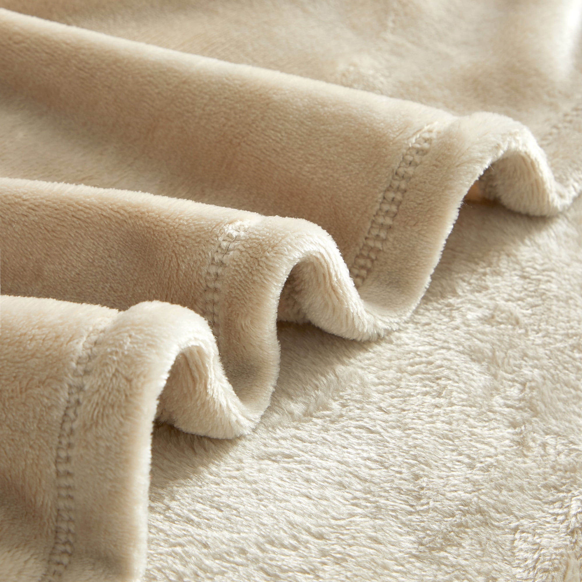 Dearfoams Huge Solid Family Blanket, Beige, 84 x 104 in