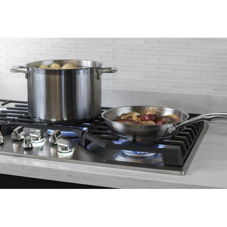 GE Profile™ 30 Built-In Gas Cooktop with 5 Burners and an Optional  Extra-Large Cast Iron Griddle 