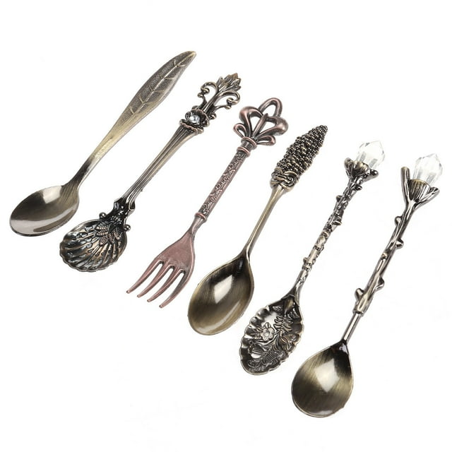6pcs Vintage European Tableware Coffee Spoon Set Royal Spoon Fork Set Dessert Forks for Sweet Snacks (Bronze)