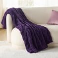 thumbnail image 2 of Manta Bedsure GentleSoft de forro polar morado 127 x 178 cm, 2 of 8