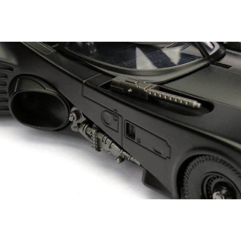 1:24 DC Superhero Batmobile Toy - '89 Batmobile with Batman for
