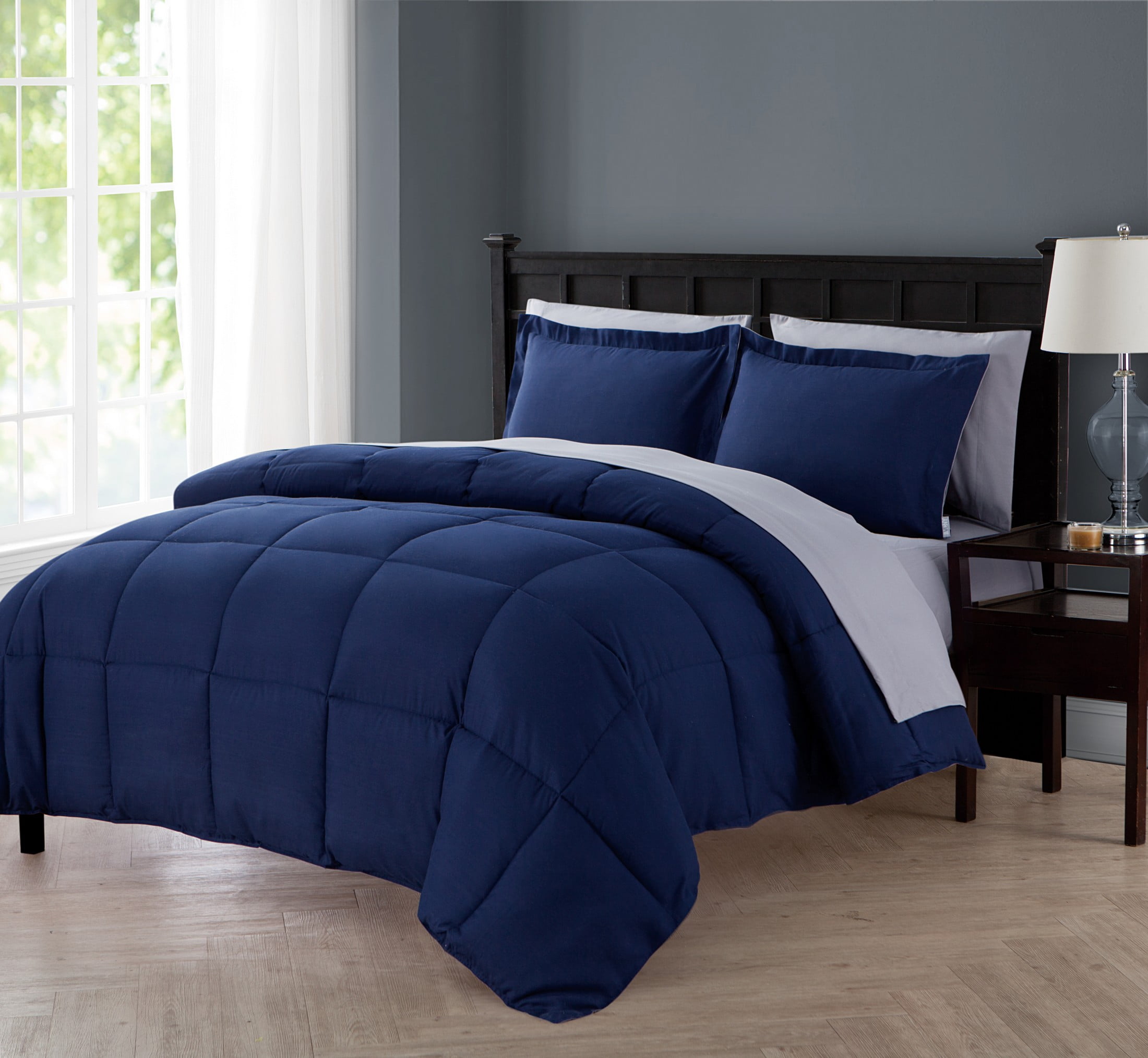 VCNY Home Lincoln 7-Piece Navy/Grey Solid Color Reversible Bed in a Bag, King, Adult, Unisex