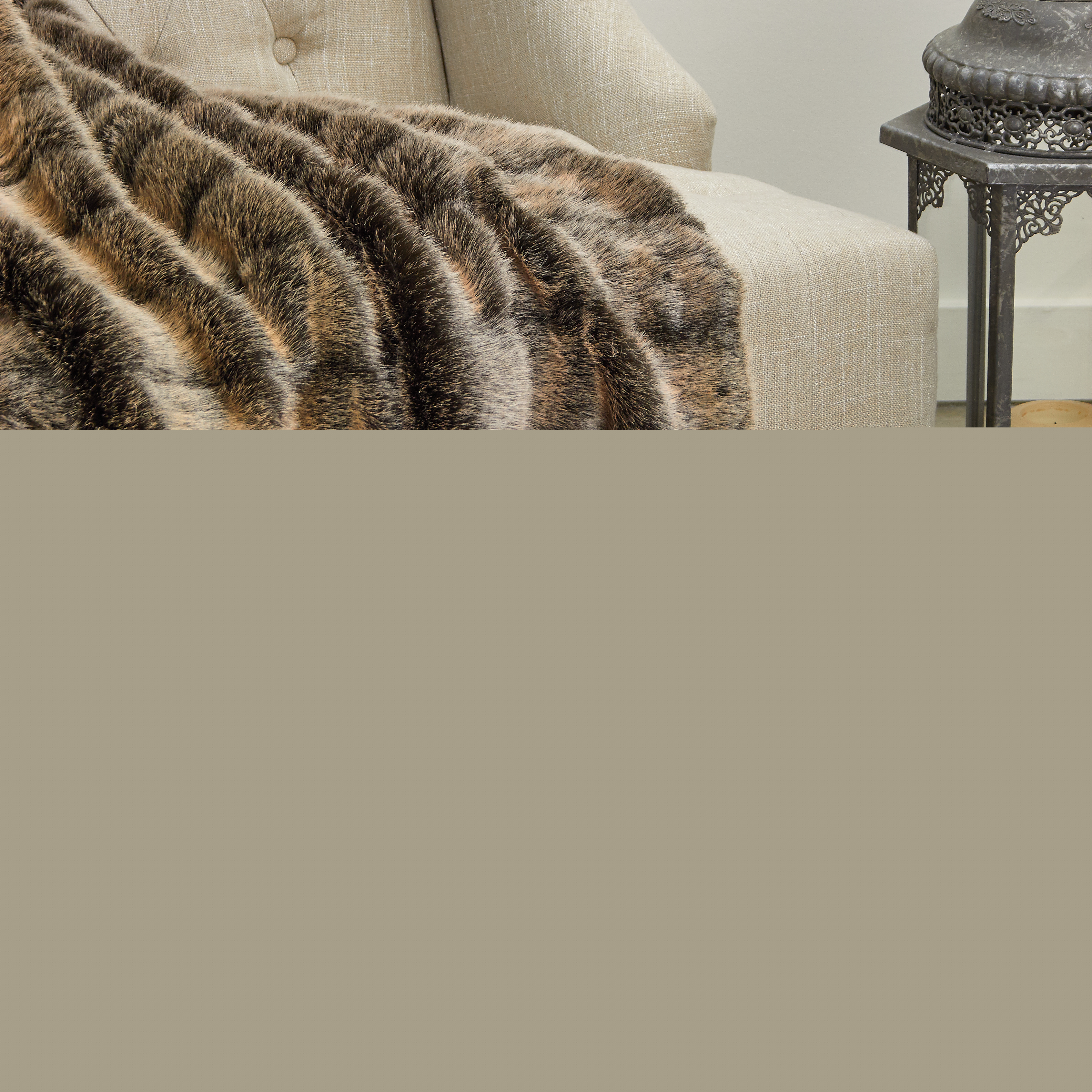 thumbnail image 2 of Plutus PBEZ1780-108x90T Frost Mink Faux Fur Luxury Throw Blanket, Dark Brown - Queen, 2 of 3