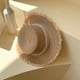 thumbnail image 4 of Sombrero de paja para mujer, circunferencia de 56-58 cm, parasol de verano, protector solar, sombrero de ala grande con perlas para playa, 4 of 6