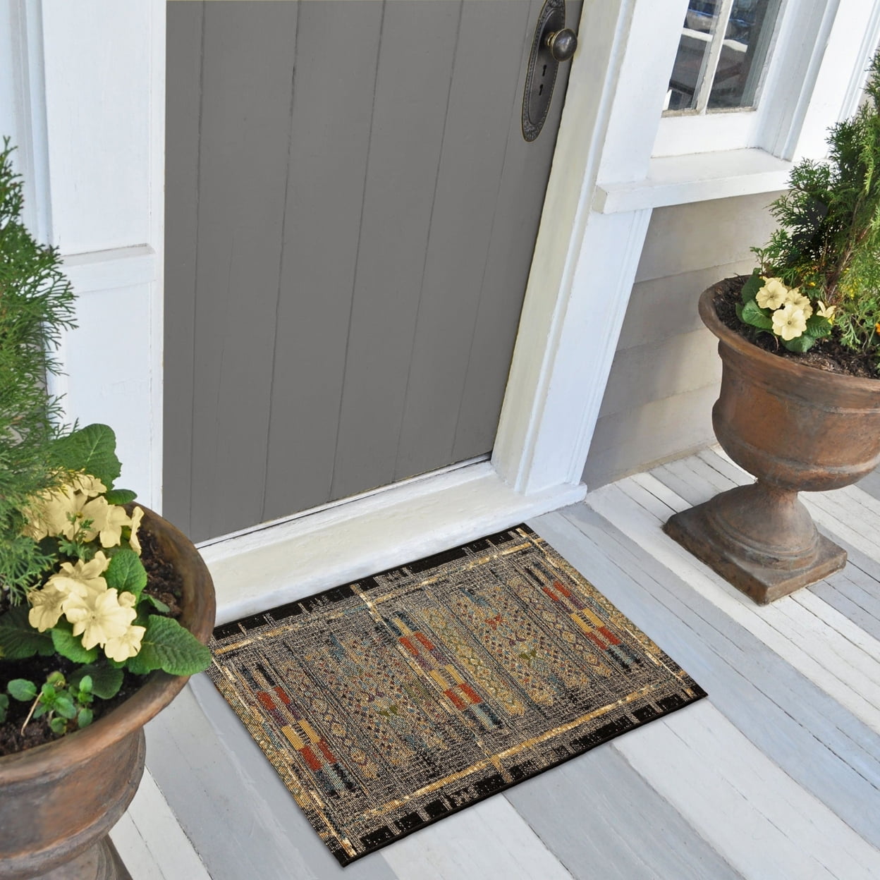 Liora Manne Esencia Tribal Stripe Indoor Outdoor Mat Black