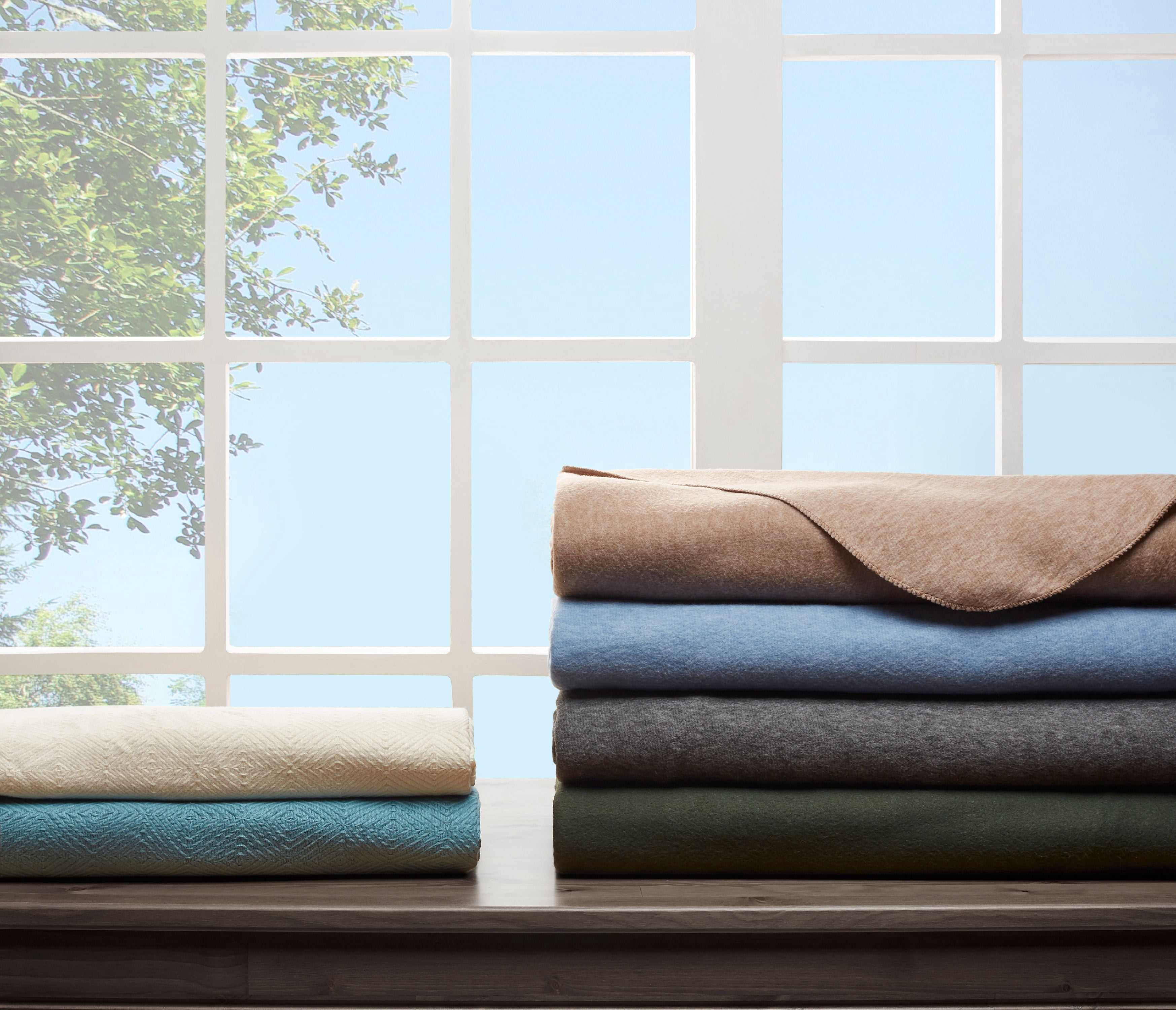 Mainstays Super Soft Fleece Bed Blanket, Twin/Twin XL, Blue