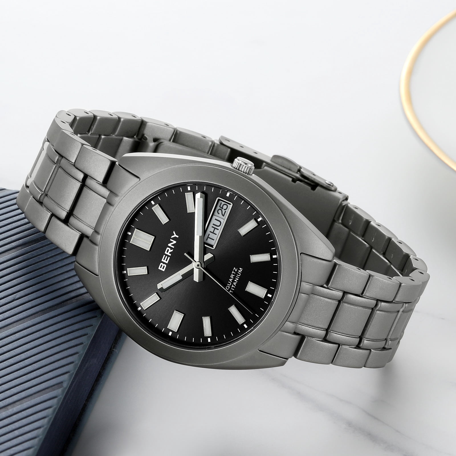 BERNY Titanium Watch for Men, Sport Men's Field Watch, Military Analog Quartz Watch with Date, Japanese Quartz Movement, Super Luminous, 10ATM Waterproof Army Wristwatch, Black