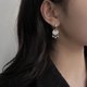 thumbnail image 3 of Pendientes de diamante Pendientes simples para mujer Pendientes de temperamento de moda Pendientes de aro medianos, 3 of 4