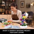 thumbnail image 4 of Kit de bloques de construcción HOGOKIDS Flowers, caja de música con luz, 571 unidades, 4 of 9