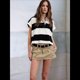 thumbnail image 4 of Top Holgado con Cuello en V, Corta A Rayas y Botones para Mujer Negro M, 4 of 7