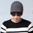 thumbnail image 3 of Conjunto de gorro y bufanda de invierno cálidos y guantes, gorro grueso y suave, gorro de punto con forma de calavera, gorro cálido para el cuello para hombres y mujeres, 3 of 6